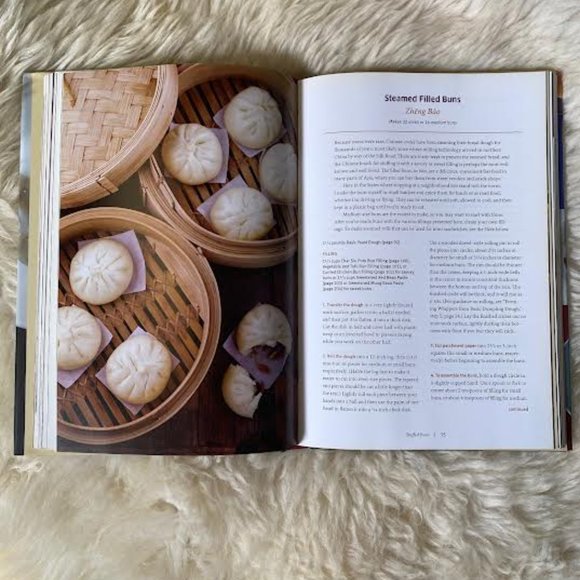HARDCOVER COOKBOOK Asian Dumplings Mastering Gyoza Spring Rolls Samosas & More - Picture 6 of 9